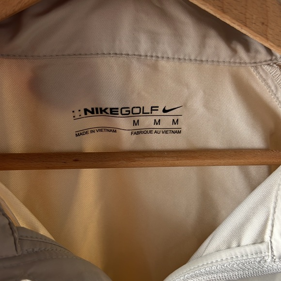 Nike Golf 1/4 Zip Lightweight Jacket Mens Medium - Picture 2 of 4
